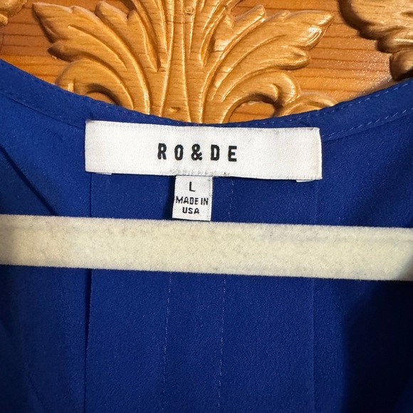 Kensie Sleeveless V-Neck Camisole top in Cobalt - Picture 3 of 3